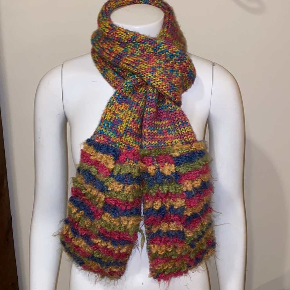 Perika Scarf